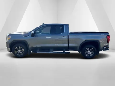 More photos of 2020 GMC Sierra 1500 SLT at Hometown Chevrolet, OH