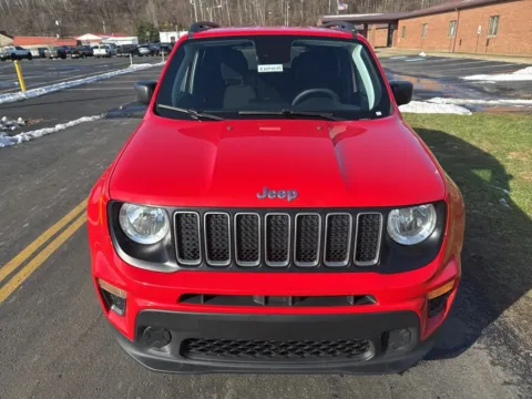 Photos of 2022 Jeep Renegade Sport for sale in Waverly, OH at Hometown Chevrolet