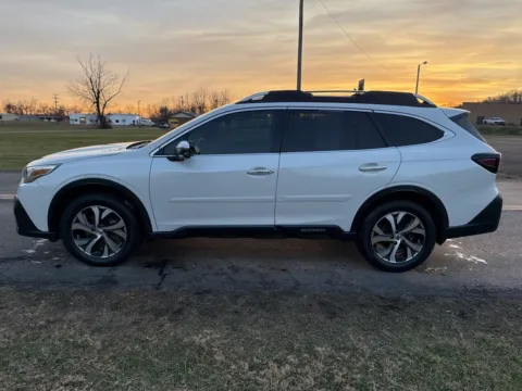 More photos of 2022 Subaru Outback Touring XT at Hometown Chevrolet, OH