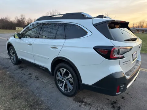 More photos of 2022 Subaru Outback Touring XT at Hometown Chevrolet, OH