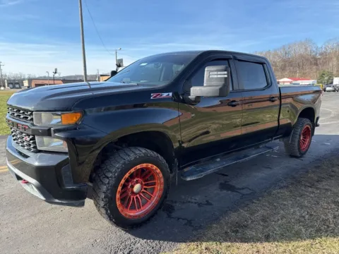 Another view of 2019 Chevrolet Silverado 1500 Custom Trail Boss for sale in Waverly, OH at Hometown Chevrolet