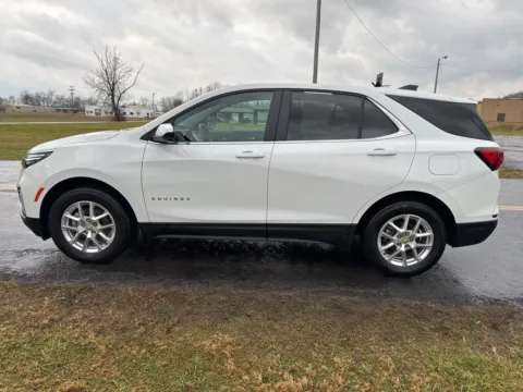 More photos of 2024 Chevrolet Equinox LT at Hometown Chevrolet, OH
