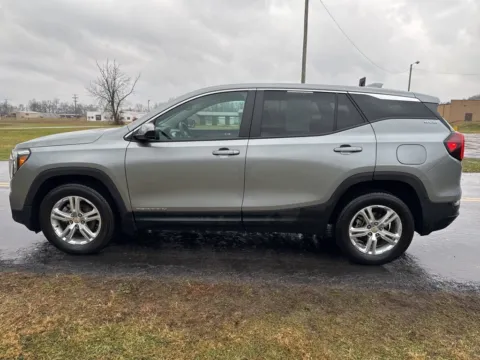 More photos of 2024 GMC Terrain SLE at Hometown Chevrolet, OH