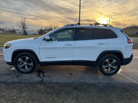More photos of 2020 Jeep Cherokee Limited at Hometown Chevrolet, OH