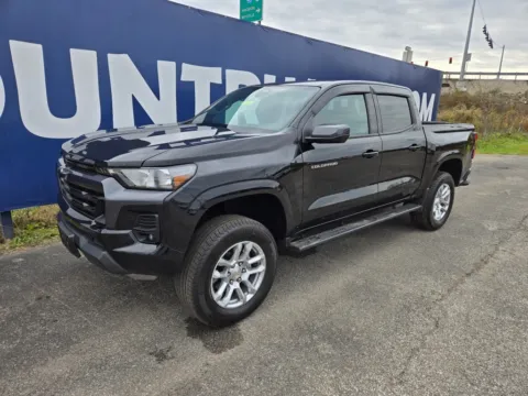 Another view of 2023 Chevrolet Colorado LT for sale in Waverly, OH at Hometown Chevrolet