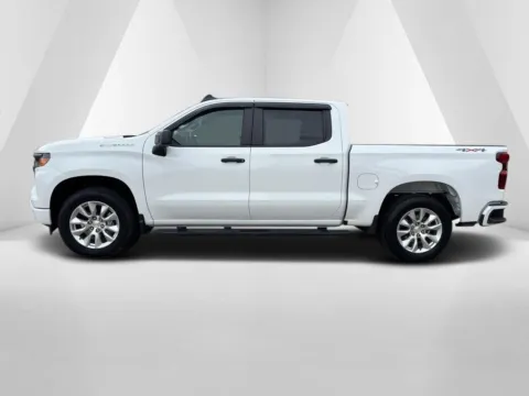 More photos of 2024 Chevrolet Silverado 1500 Custom at Hometown Chevrolet, OH