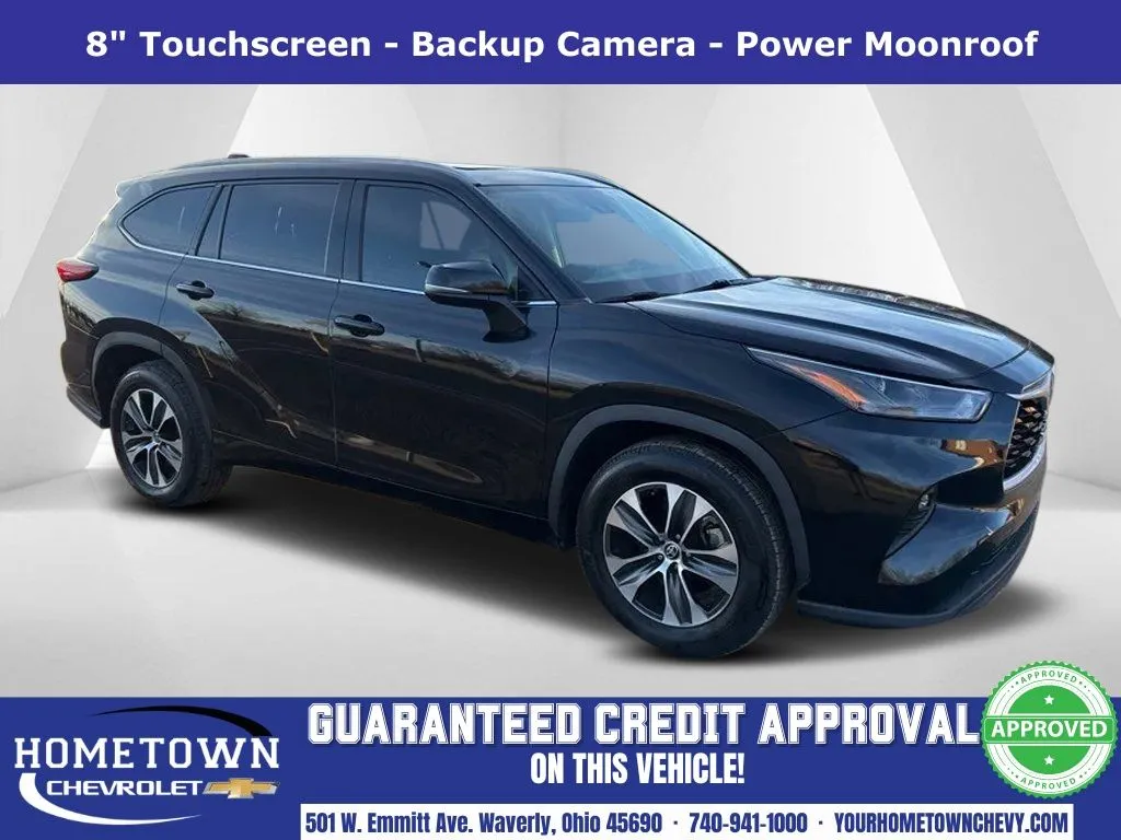 Black 2022 Toyota Highlander XLE for sale in Waverly, OH