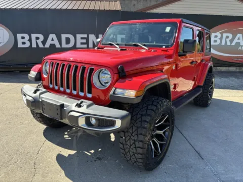 Another view of 2022 Jeep Wrangler Unlimited Sahara for sale in Waverly, OH at Hometown Chevrolet