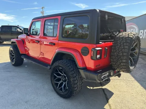 More photos of 2022 Jeep Wrangler Unlimited Sahara at Hometown Chevrolet, OH