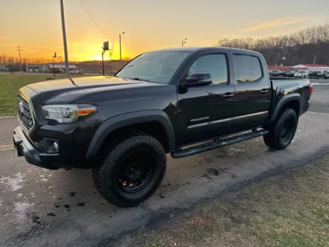 Another view of 2019 Toyota Tacoma TRD Off-Road for sale in Waverly, OH at Hometown Chevrolet