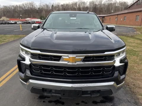 Photos of 2023 Chevrolet Silverado 1500 LT for sale in Waverly, OH at Hometown Chevrolet
