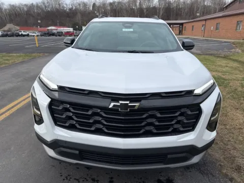 Photos of 2026 Chevrolet Equinox LT for sale in Waverly, OH at Hometown Chevrolet