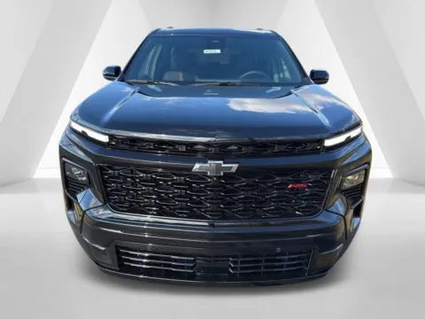 Photos of 2026 Chevrolet Traverse RS for sale in Waverly, OH at Hometown Chevrolet