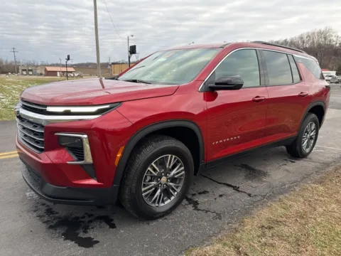 Another view of 2026 Chevrolet Traverse LT for sale in Waverly, OH at Hometown Chevrolet