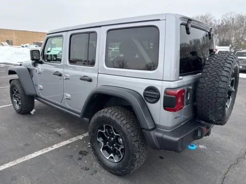 More photos of 2021 Jeep Wrangler Unlimited Rubicon 4xe at Hometown Chevrolet, OH