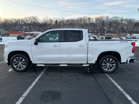 More photos of 2019 Chevrolet Silverado 1500 RST at Hometown Chevrolet, OH