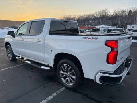 More photos of 2019 Chevrolet Silverado 1500 RST at Hometown Chevrolet, OH