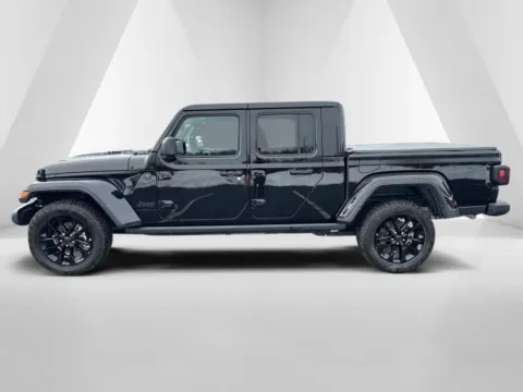 More photos of 2024 Jeep Gladiator Nighthawk at Hometown Chevrolet, OH