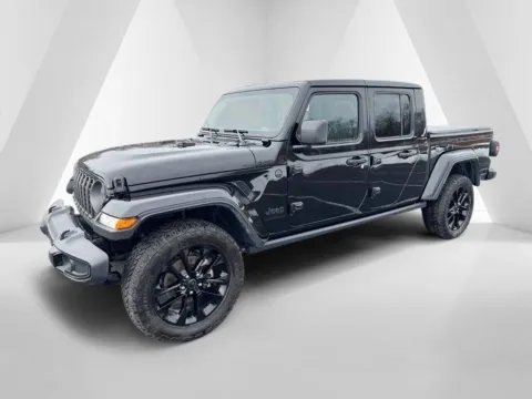 Another view of 2024 Jeep Gladiator Nighthawk for sale in Waverly, OH at Hometown Chevrolet