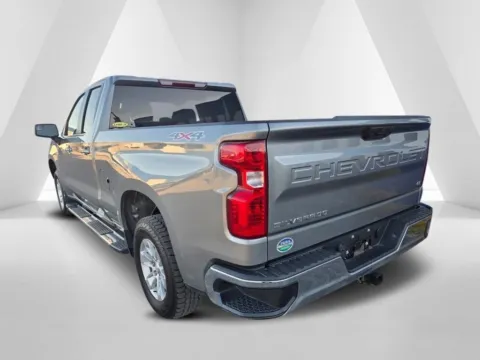 More photos of 2023 Chevrolet Silverado 1500 LT at Hometown Chevrolet, OH