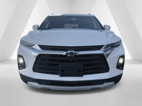 Photos of 2022 Chevrolet Blazer LT for sale in Waverly, OH at Hometown Chevrolet