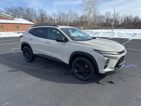 White 2026 Chevrolet Trax ACTIV for sale in Waverly, OH
