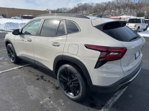 More photos of 2026 Chevrolet Trax ACTIV at Hometown Chevrolet, OH