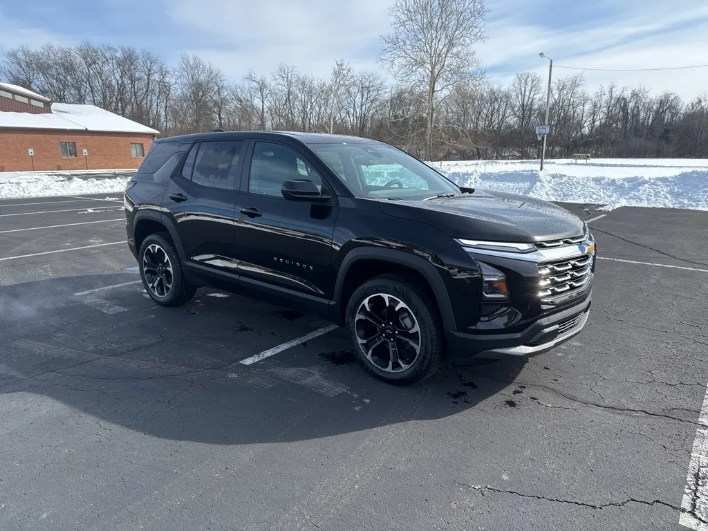 Black 2026 Chevrolet Equinox LT for sale in Waverly, OH