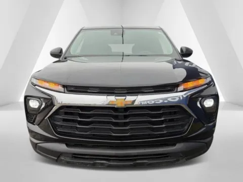 Photos of 2024 Chevrolet TrailBlazer LS for sale in Waverly, OH at Hometown Chevrolet