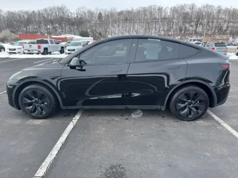 More photos of 2024 Tesla Model Y Long Range at Hometown Chevrolet, OH