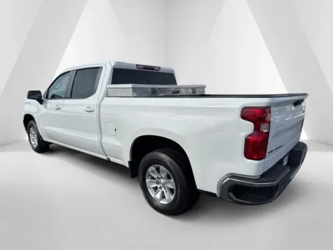 More photos of 2023 Chevrolet Silverado 1500 LT at Hometown Chevrolet, OH