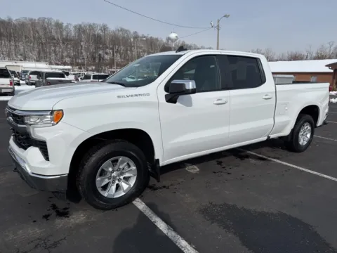 Another view of 2023 Chevrolet Silverado 1500 LT for sale in Waverly, OH at Hometown Chevrolet