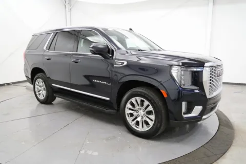 Blue 2021 GMC Yukon Denali for sale in Waverly, OH