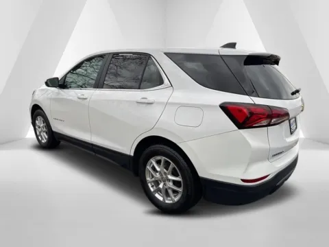 More photos of 2024 Chevrolet Equinox LT at Hometown Chevrolet, OH