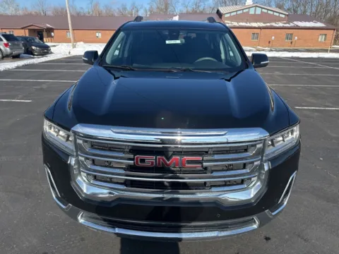 Photos of 2023 GMC Acadia SLE for sale in Waverly, OH at Hometown Chevrolet