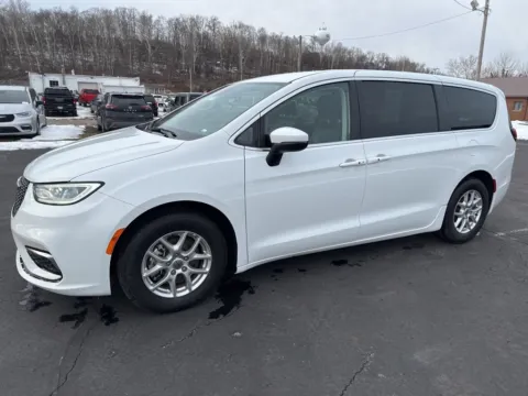 Another view of 2023 Chrysler Pacifica Touring L for sale in Waverly, OH at Hometown Chevrolet