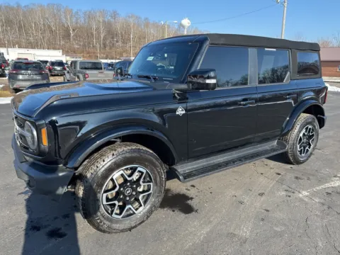 Another view of 2025 Ford Bronco Outer Banks for sale in Waverly, OH at Hometown Chevrolet