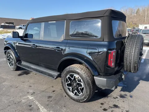 More photos of 2025 Ford Bronco Outer Banks at Hometown Chevrolet, OH
