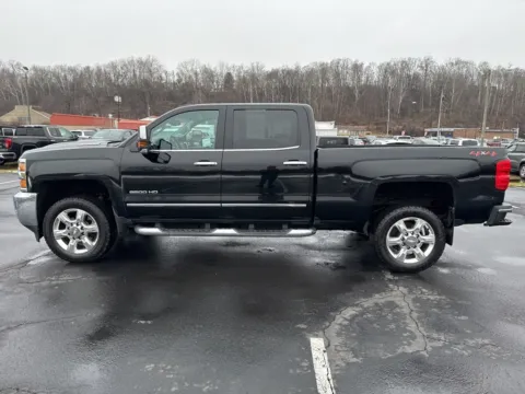 More photos of 2019 Chevrolet Silverado 2500HD LTZ at Hometown Chevrolet, OH