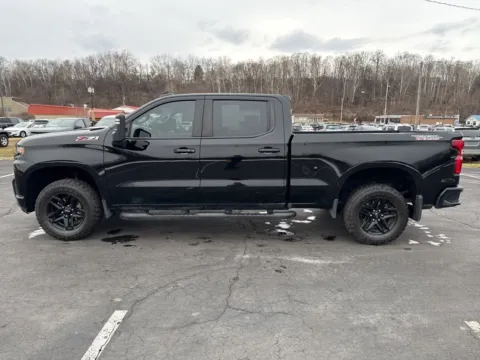 More photos of 2020 Chevrolet Silverado 1500 LT Trail Boss at Hometown Chevrolet, OH