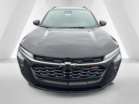 Photos of 2026 Chevrolet Trax 2RS for sale in Waverly, OH at Hometown Chevrolet