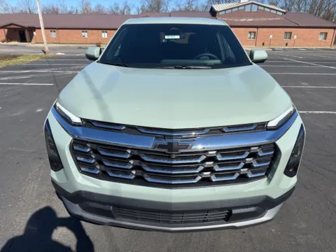 Photos of 2026 Chevrolet Equinox LT for sale in Waverly, OH at Hometown Chevrolet