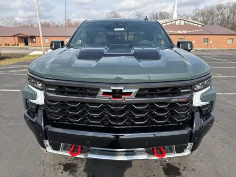 Photos of 2026 Chevrolet Silverado 1500 ZR2 for sale in Waverly, OH at Hometown Chevrolet