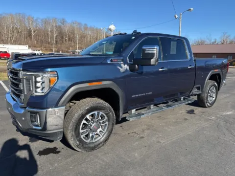 Another view of 2022 GMC Sierra 2500HD SLT for sale in Waverly, OH at Hometown Chevrolet