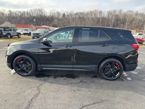More photos of 2019 Chevrolet Equinox LT at Hometown Chevrolet, OH