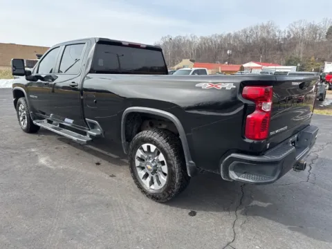 More photos of 2024 Chevrolet Silverado 2500HD Custom at Hometown Chevrolet, OH