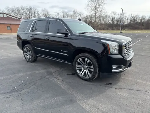 Black 2020 GMC Yukon Denali for sale in Waverly, OH