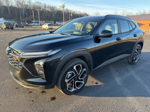 Another view of 2026 Chevrolet Trax 2RS for sale in Waverly, OH at Hometown Chevrolet