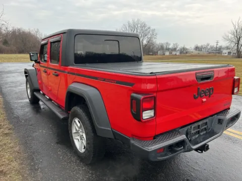 More photos of 2020 Jeep Gladiator Sport at Hometown Chevrolet, OH