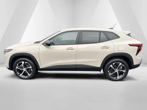 More photos of 2026 Chevrolet Trax 1RS at Hometown Chevrolet, OH